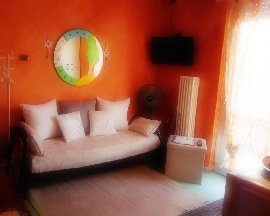 B&B Il Giardino Delle Fate Lecco Exteriér fotografie